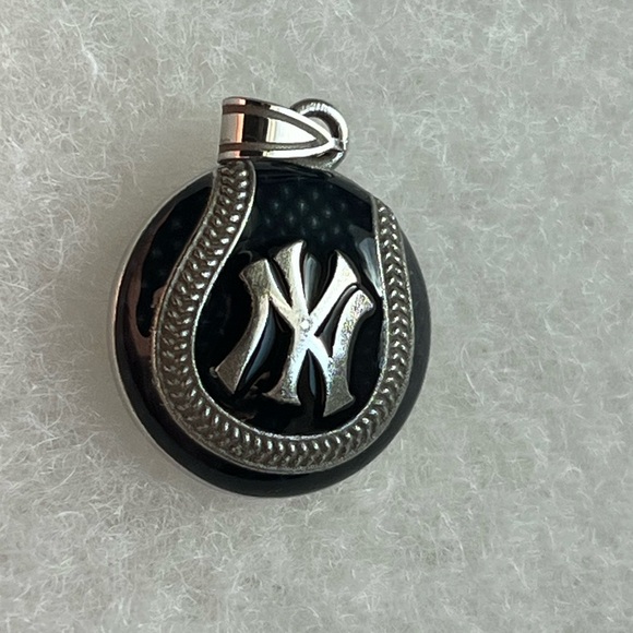 Sterling Silver New York Yankees Enameled BaseballPendant 3/4in